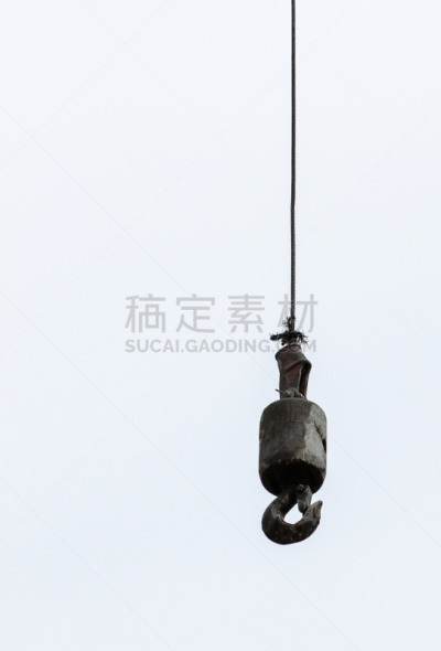 起重机,吊钩,白色背景,垂直画幅,天空,提举,块状,铁,金属,建筑业