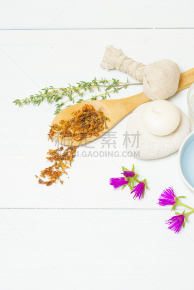草本,圣约翰草,spa美容,垂直画幅,水,替代疗法,辅导讲座,无人,干花,木匙