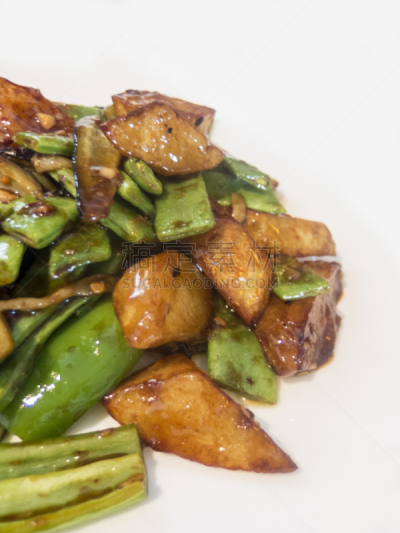 嫩煎食品,棕酱,红花菜豆,中式外卖,青豆,酱油,垂直画幅,素食,特写,泰国