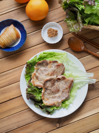 韩国食物,猪肉,格子烤肉,烧肉,烤猪肉,朝鲜的新年,韩国泡菜,韩国中秋节,韩语,日本食品
