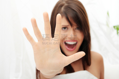 美,青少年,身体受伤,青春期,悲痛,水平画幅,情绪压力,家庭生活,震惊