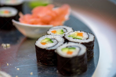 寿司,三文鱼,热,水烟袋,海产,寿司店,白色,海草,热带气候,晚餐