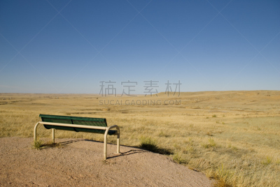 长椅,一个物体,沙旋,堪萨斯,天空,水平画幅,易接近性,草原,夏天,偏远的