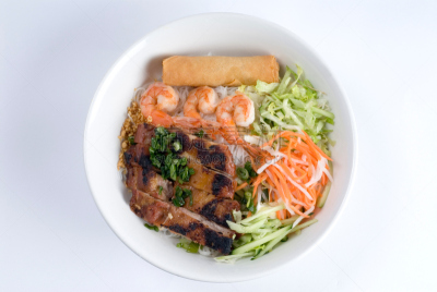 蔬菜,鸡肉,碗,米粉,春卷,胡萝卜,水平画幅,无人,海产,明亮