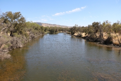 西澳大利亚,约克,艾芳河,水,天空,19世纪30年代风格,水平画幅,蓝色,行人,吊桥