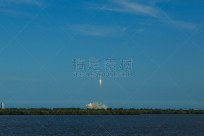 火箭,卡纳维尔角,空间探索,天空,美国,水平画幅,无人,蓝色,佛罗里达,彩色图片