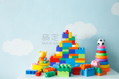 儿童,玩具,天空,水平画幅,形状,进行中,无人,块状,组物体,塑胶