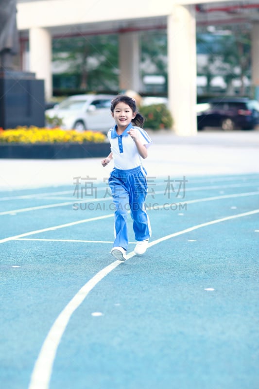 女孩,学校操场,运动,仅一个女孩,小学,肖像,东亚人,仅儿童,中国,儿童