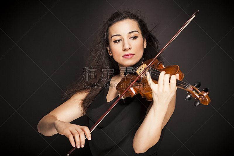 小提琴,青年女人,进行中,自然美,小提琴手,古典音乐人,独奏演员,乐器弦,原音乐,艺术家
