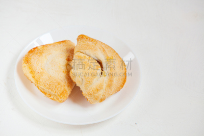 精神振作,白色背景,松饼,现代摇滚乐,软酱,薄饼,钞票卷,小甜面包,水平画幅,膳食