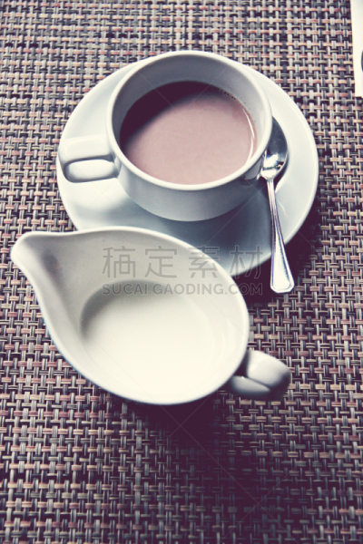 白色,杯,热,热可可,牛奶,名人吐槽节目,垂直画幅,烤咖啡豆,芳香的,纹理效果