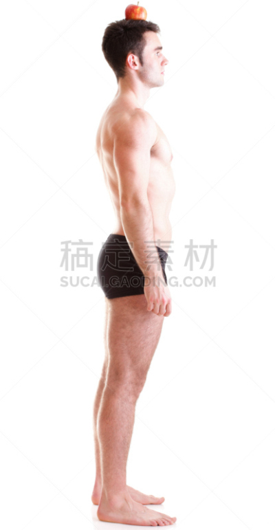 青年男人,红色,苹果,头顶,垂直画幅,美,男子气概,美人,白人,男性