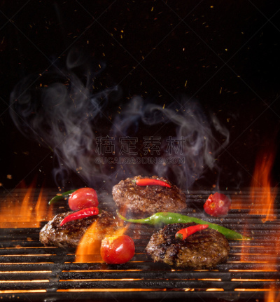 火焰,牛排,炊具,垂直画幅,格子烤肉,嫩里脊排,格子,膳食,夏天,户外