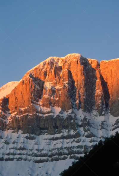 宏伟,the vercors,自然,垂直画幅,天空,宁静,悬崖,地质学,无人,早晨