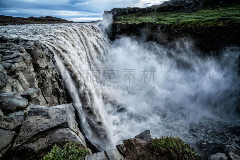 冰岛东北部,黛提瀑布,旅途,午夜,塞尔福斯,著名景点,春天,小路,瀑布,岩石