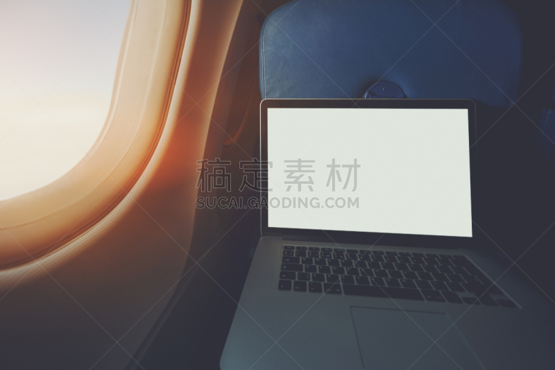 笔记本电脑,机舱座位,桌子,边框,座位,水平画幅,客舱,皮革,交通方式,特写