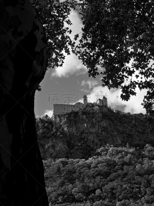 修道院,黑白图片,垂直画幅,山,无人,寺庙,户外,克劳森,著名景点