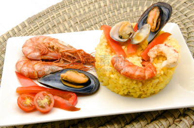 西班牙海鲜饭,饮食,水平画幅,灯笼椒,贻贝,无人,椒类食物,海产,明虾,盘子