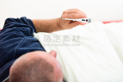 男人,床,图像,头痛,温度计,水平画幅,白人,男性,仅男人,仅成年人