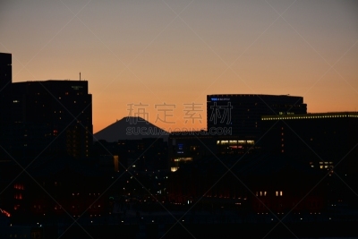 横滨,横滨高速铁路,天空,水平画幅,码头,无人,海港,蓝色,城市天际线,日本