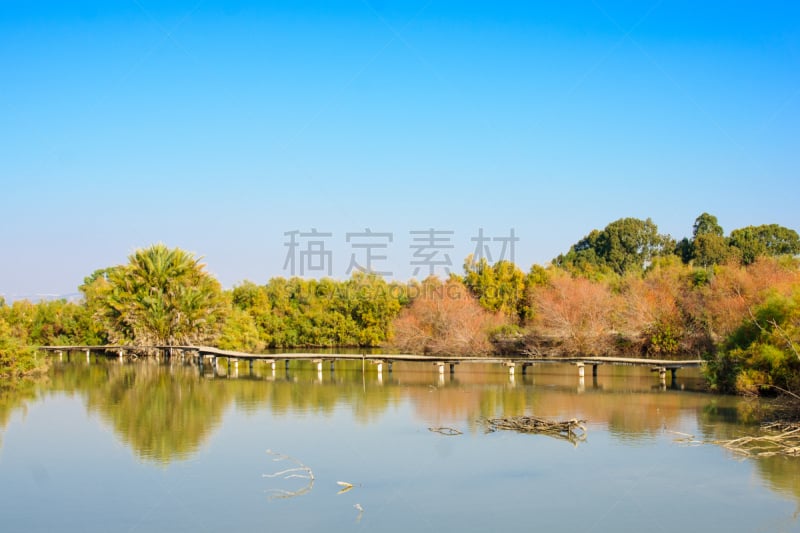 高处,小路,水,天空,水平画幅,电话机,无人,沼泽,户外,湖