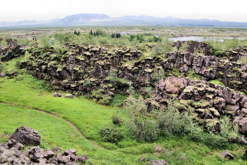 冰岛国,风景,建筑的,天空,沟壑,水平画幅,山,无人,树梢,夏天