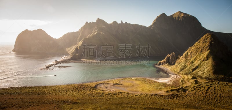 全景,船,岛,火山喷口,水,寒冷,水平画幅,鄂霍次克海,秋天,地质学