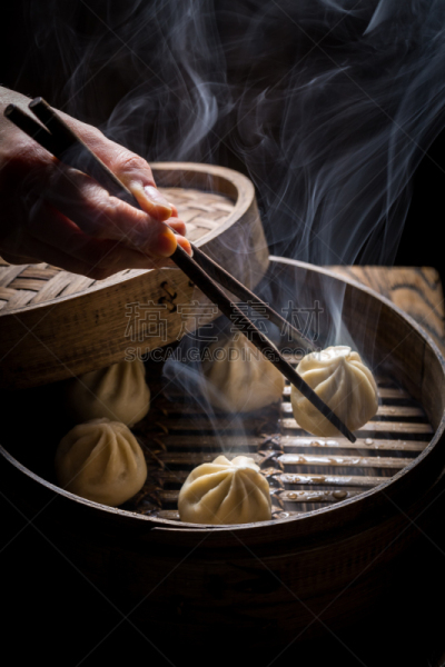 蒸锅,饺子,塞满了的,蒸汽,蒸菜,餐具,垂直画幅,开胃品,膳食,肉
