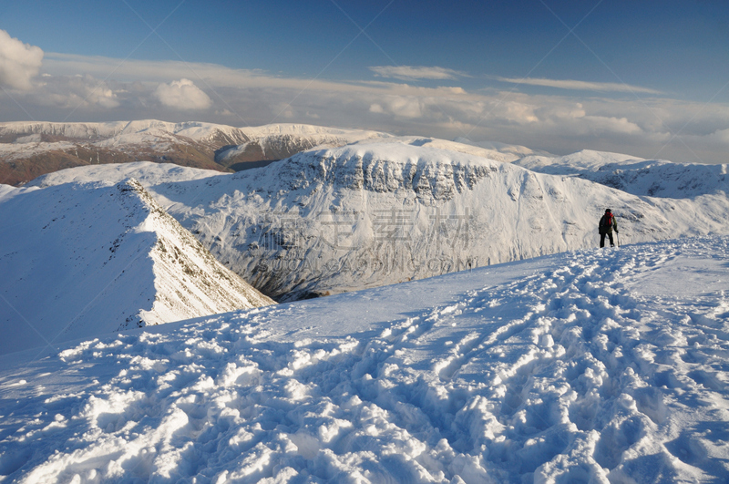 英格兰湖区,赫尔维林峰,星期日峭壁,水平画幅,山,雪,英格兰,户外,山脊,冬天