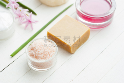 梳妆用品,风信子,留白,彩妆,水平画幅,无人,spa美容,喜马拉雅盐,浴盐,奶油
