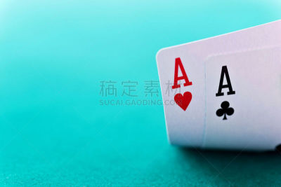 一对,扑克牌a,桌子,留白,红桃,德州扑克,休闲活动,水平画幅,进行中,提举
