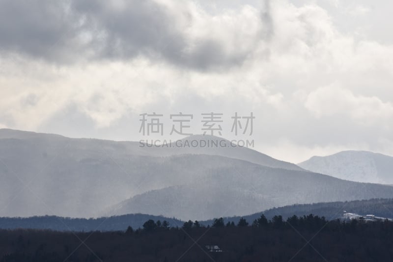 阿迪隆戴克山脉,户外,秋天,滑雪运动,图像,水平画幅,无人,美国,纽约州,普拉希德湖城