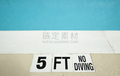游泳池,标志,禁止跳水标志,酒店游泳池,水,休闲活动,水平画幅,无人,夏天,绿松石色