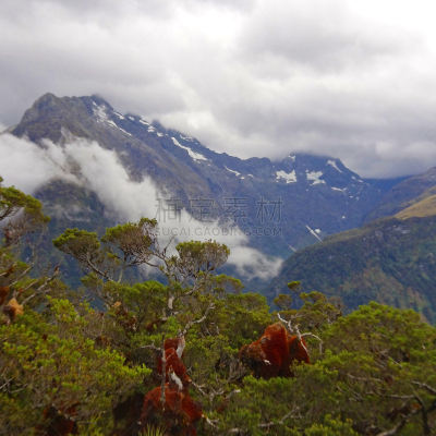 doubtful sound,云,雨,居住区,雾,新西兰南岛,自然,偏远的,热带气候,风景