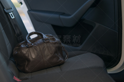 汽车,褐色,被抛弃的,背景聚焦,车门,皮革,微开,后座,安全,无法辨认的人