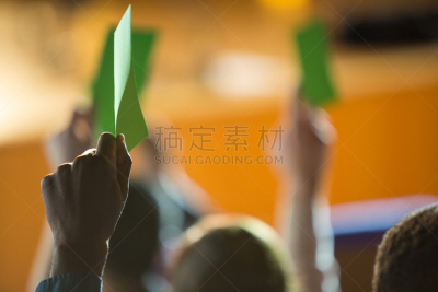 背面视角,手,商务人士,提举,领导能力,水平画幅,会议,举起手,商务研讨会,商务会议
