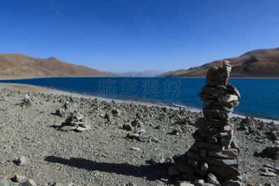 湖,岩石,羊卓雍措,yamdrok yamtso,水,天空,灵性,水平画幅,山,无人