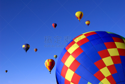 色彩鲜艳,热气球,天空,风,休闲活动,水平画幅,阿尔伯克基,篮子,活力,高处