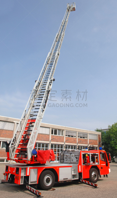 消防车,三个物体,发动机,欧洲,垂直画幅,巴登-符腾堡州,紧迫,现代,中欧,摄影