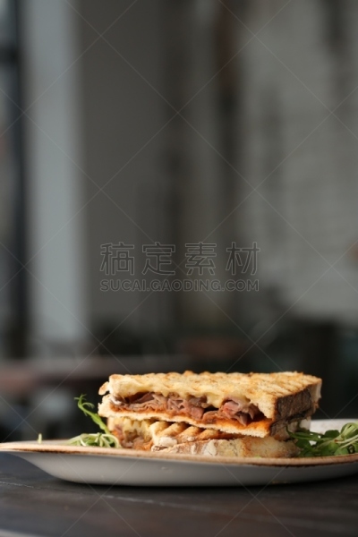 桌子,火腿芝士三明治,lloyd bacon,烤串,热,法国,烤肉餐,餐具,甜点沙司,沙拉