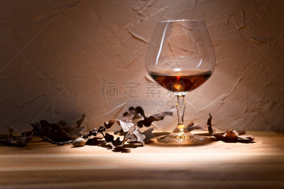 白兰地,干的,橡树叶,白兰地酒杯,利口酒,小酒杯,水平画幅,琥珀,古老的,享乐