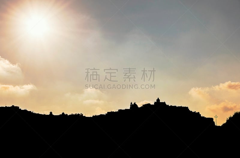 中世纪时代,奥斯图尼,形状,拜海-德拉弗隆德拉,全景,云,油橄榄树,门,夏天