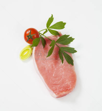 生食,白色背景,牛排,猪肉,装饰菜,垂直画幅,炸肉排,无人,拉维纪草植物,排骨