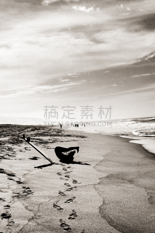 海滩,瓜达卢佩,汽车尾翼,潜水挡板,扯开,垂直画幅,水,褐色,瓜达鲁贝圣母节,沙子