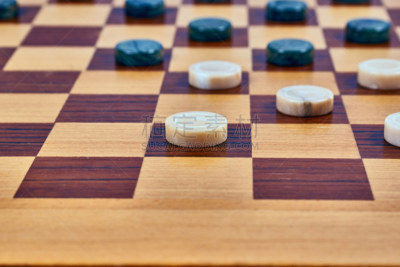 半贵重宝石,西洋跳棋,组物体,白色,绿色,褐色,石材,木制,格子图案,部分