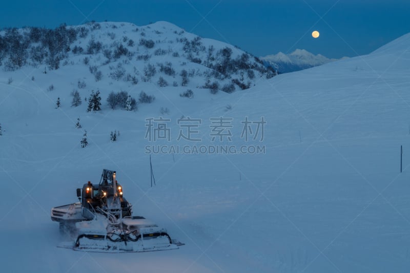 雪,冬天,山,都市风光,舒服,天空,波悉尼,陆用车,拖拉机,白色