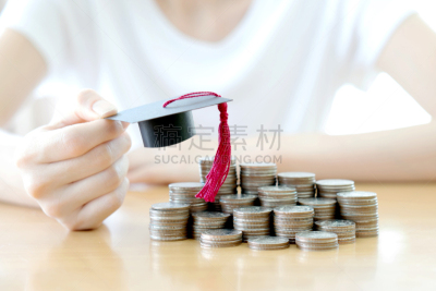 英镑符号,学位帽,储蓄,水平画幅,无人,泰国,概念象征,白色,商业金融和工业,债务