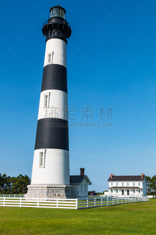 博得岛灯塔,安全护栏,守门员,灯塔,北卡罗来纳,灯塔楼,河岸,垂直画幅,天空,近景