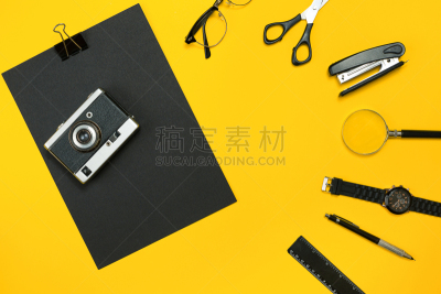 书桌,工作场所,组物体,办公室,化学元素周期表,商务,用笔模仿小胡子,铅笔裙,量角器,铅笔盒