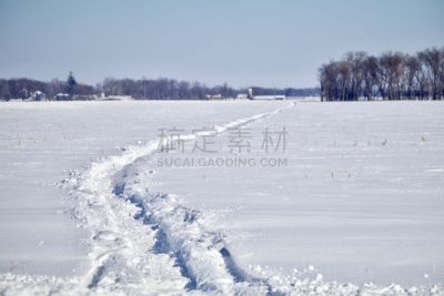 雪上汽车运动,运动跑道,非都市风光,地形,户外,白昼,季节,冬天,明亮,轮廓